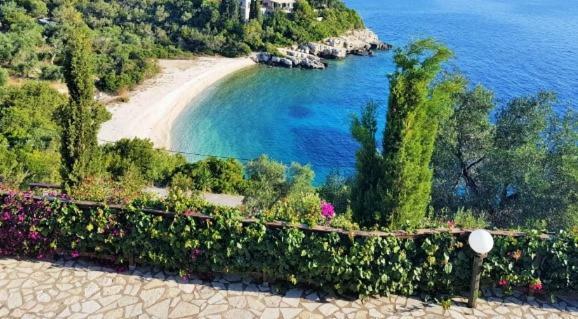 Villa Eos Gaios Ngoại thất bức ảnh
